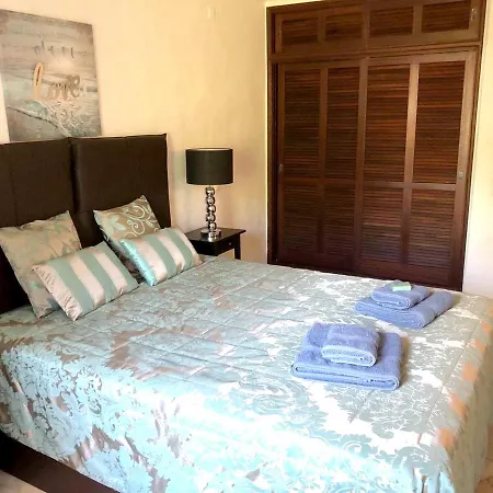 度假居 House With 2 Bedrooms In Carvoeiro With Wonderful Sea View Shared Pool Furnished Garden 卡武埃鲁