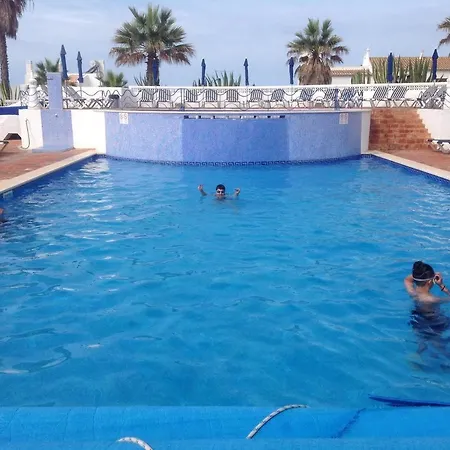 House With 2 Bedrooms In Carvoeiro With Wonderful Sea View Shared Pool Furnished Garden 度假居 卡武埃鲁