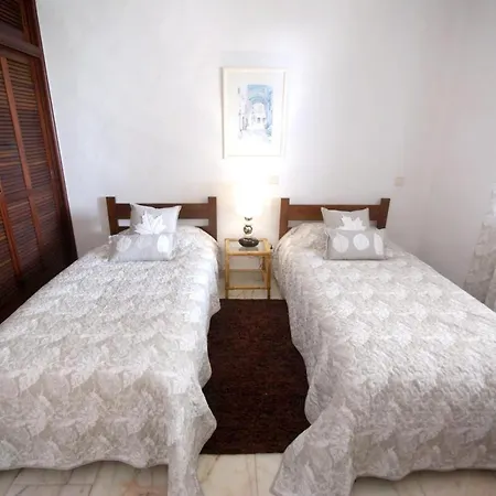 House With 2 Bedrooms In Carvoeiro With Wonderful Sea View Shared Pool Furnished Garden *