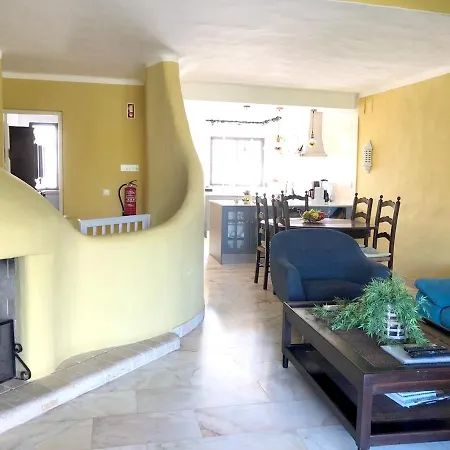 House With 2 Bedrooms In Carvoeiro With Wonderful Sea View Shared Pool Furnished Garden 別荘 *